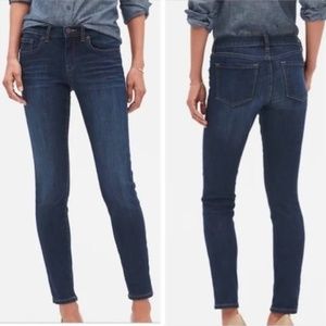 Banana Republic Dark Wash Skinny Jeans 28
